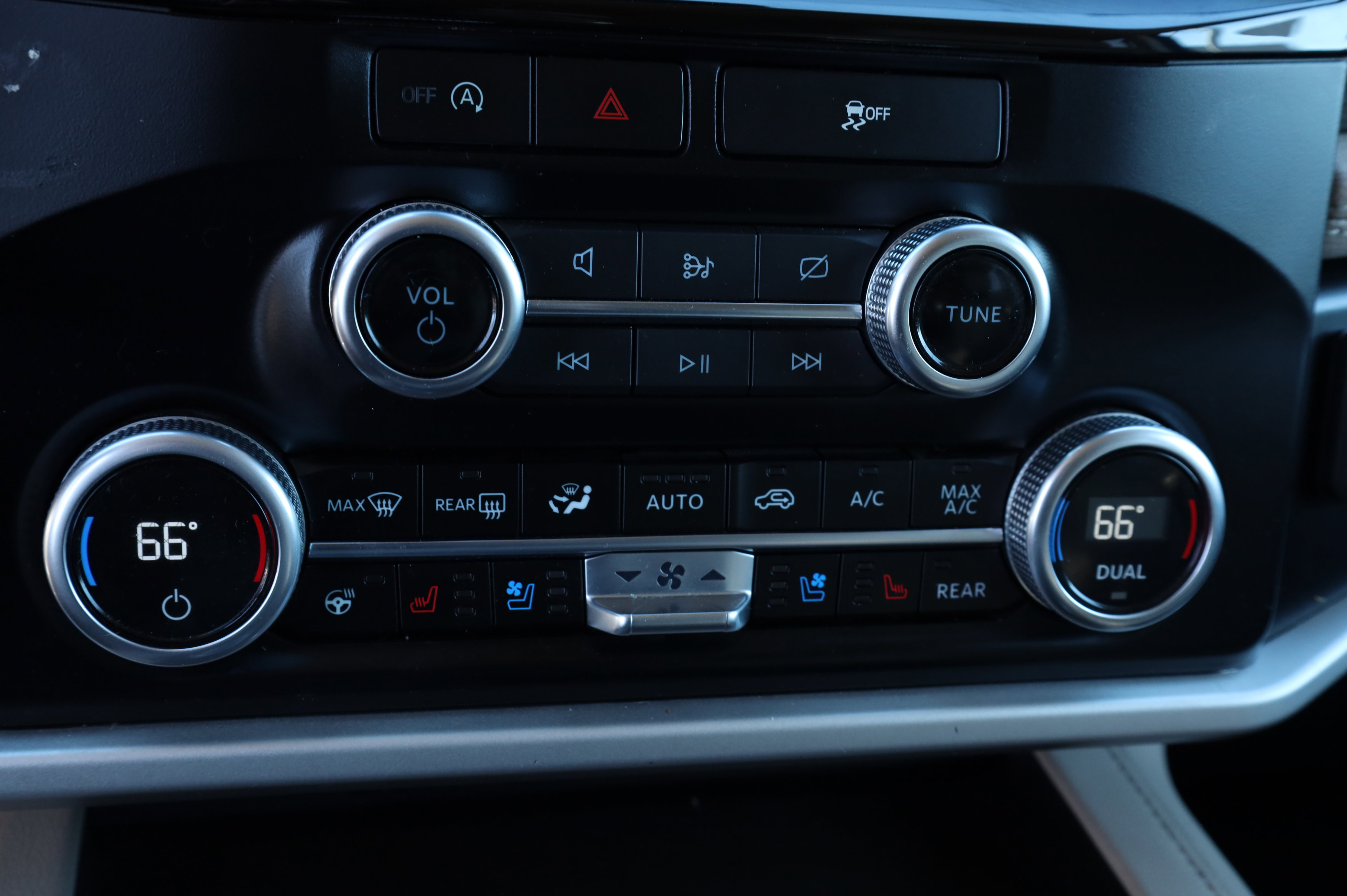 Used 2024 Ford Expedition Max Limited image 9