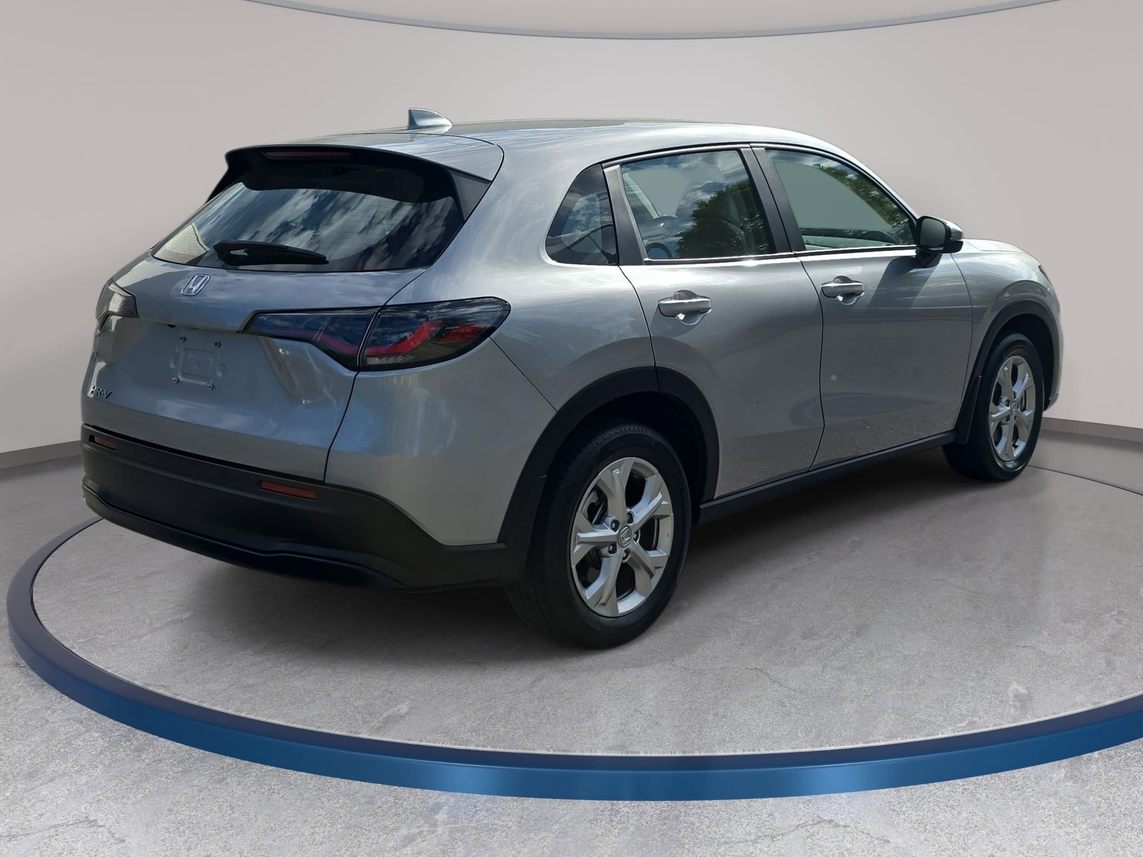 Used 2023 Honda HR-V LX image 5