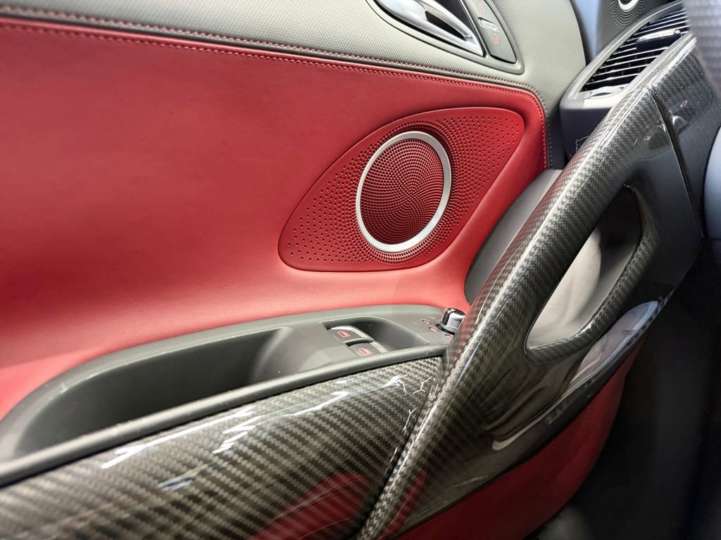 Used 2015 Audi R8 V10 image 18