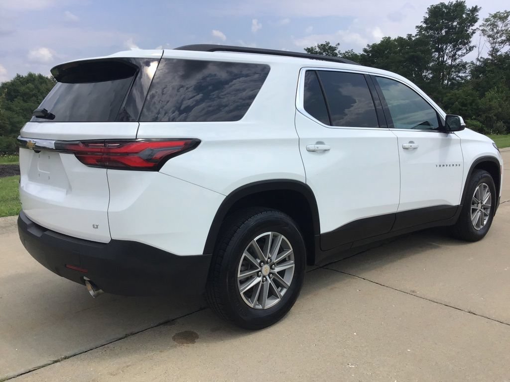 Used 2023 Chevrolet Traverse LT AWD/4WD image 6