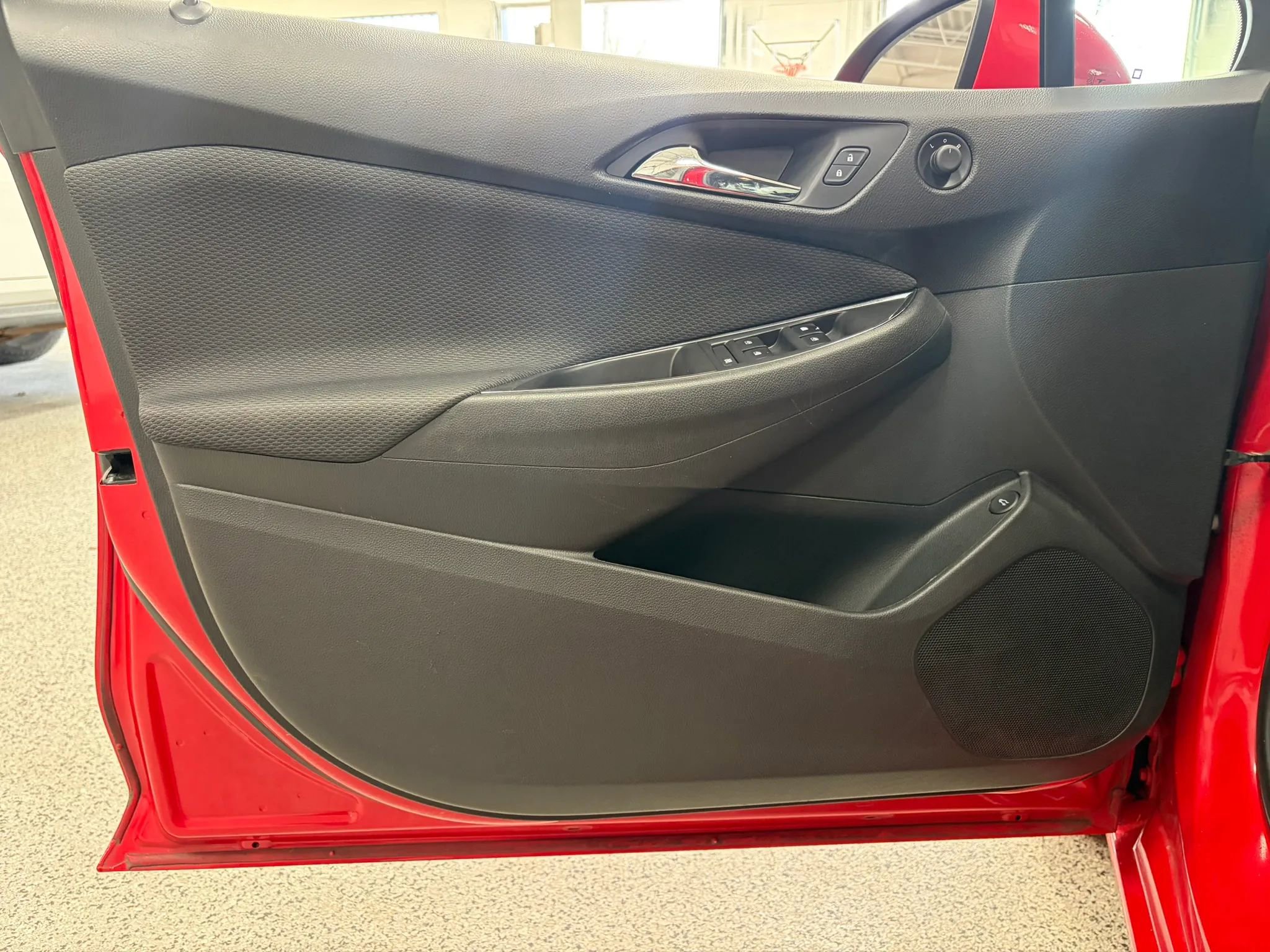 Used 2018 Chevrolet Cruze LT w/ LT Fleet Convenience Package image 19