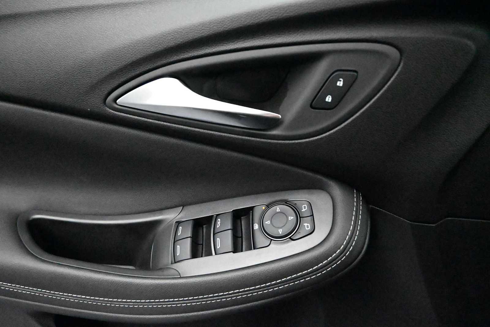 New 2026 Buick Encore GX Preferred w/ Advanced Technology Package AWD/4WD image 18