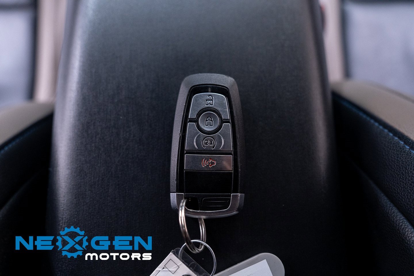 Used 2022 Ford Bronco Wildtrak image 27