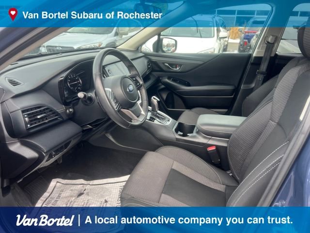 Used 2025 Subaru Outback Premium image 13