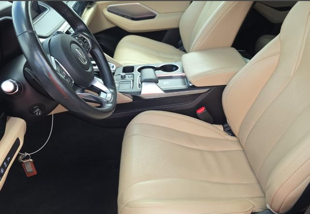 Used 2024 Acura MDX w/ Technology Package FWD image 3