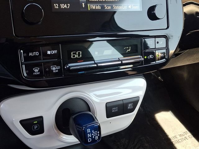 Used 2017 Toyota Prius Two w/ Prius Two Safety Plus Package FWD image 15