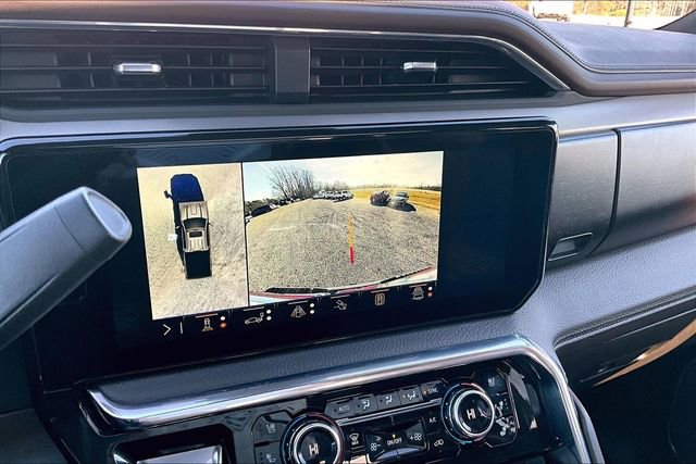Used 2025 GMC Sierra 3500 Denali w/ Denali Reserve Package image 15
