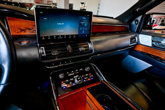 Used 2022 Lincoln Navigator L Black Label image 41