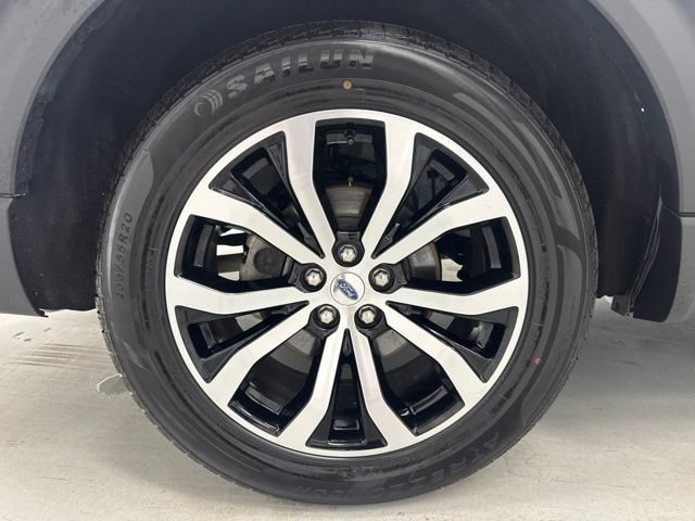 Used 2025 Ford Explorer ST-Line AWD/4WD image 33
