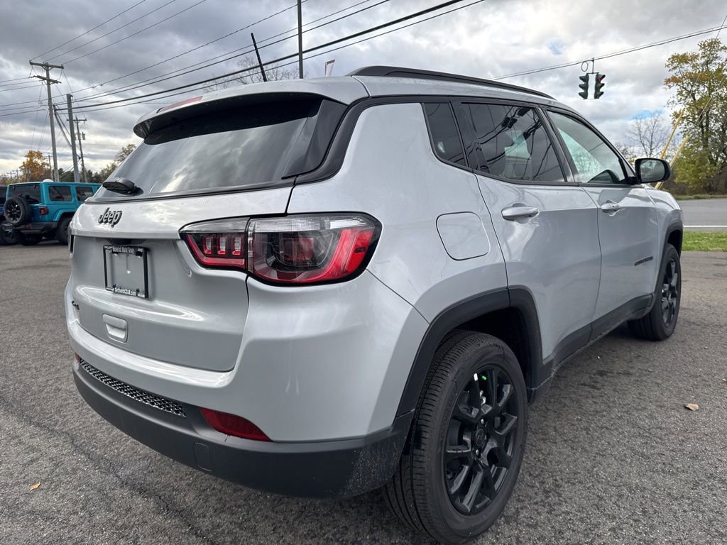 New 2026 Jeep Compass Latitude AWD/4WD image 8