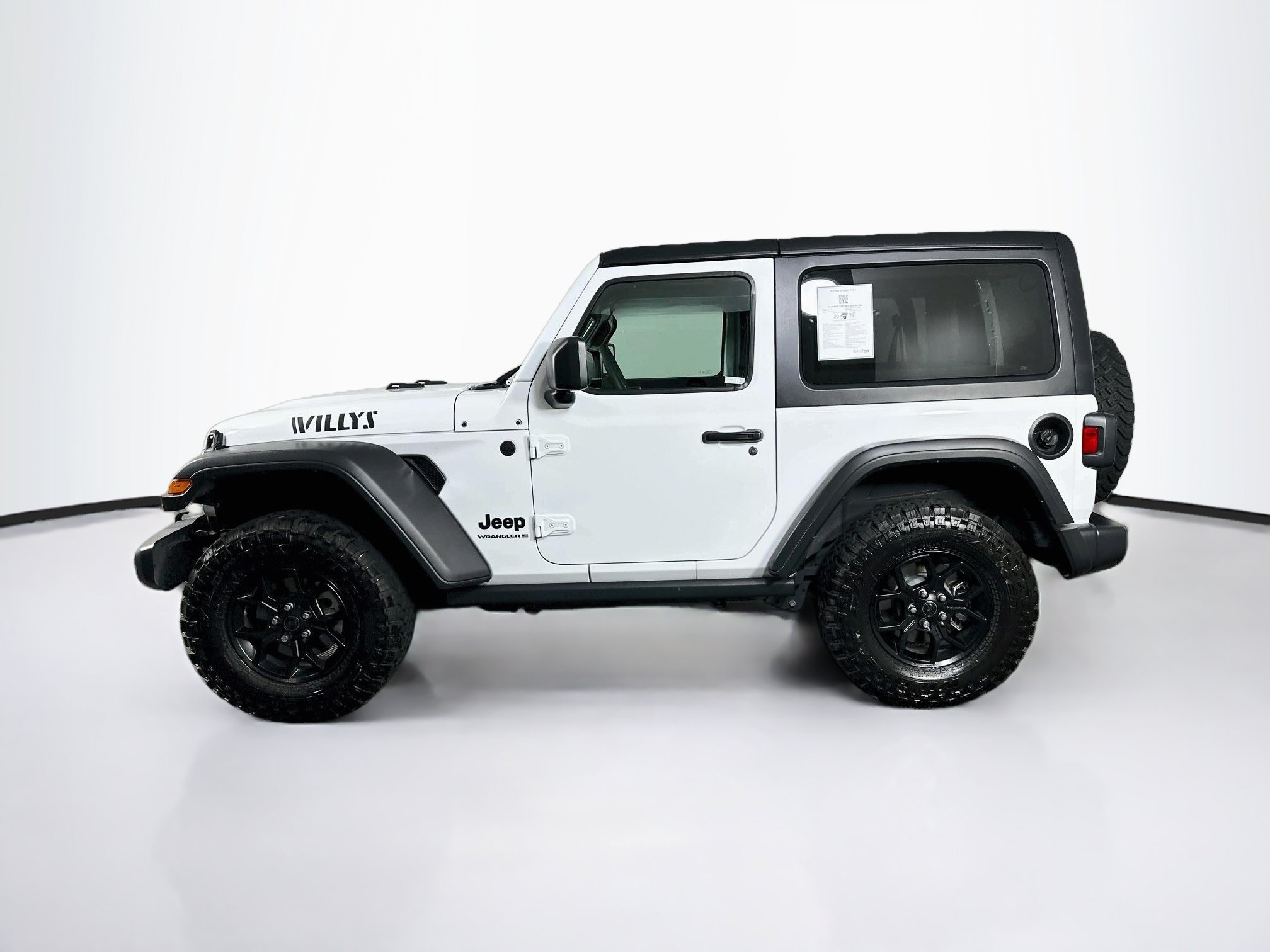 Used 2025 Jeep Wrangler Sport AWD/4WD image 4