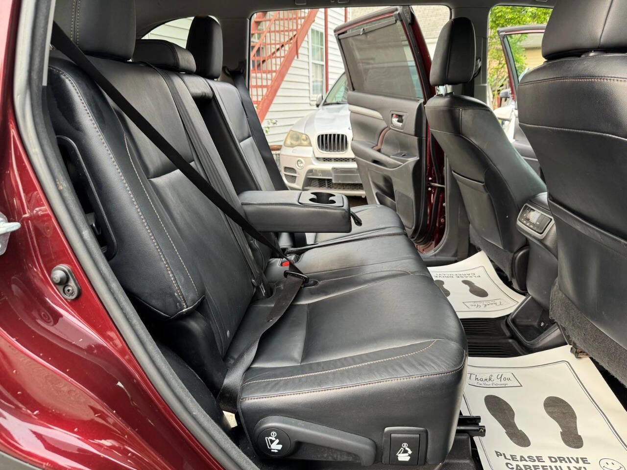 Used 2015 Toyota Highlander XLE image 33