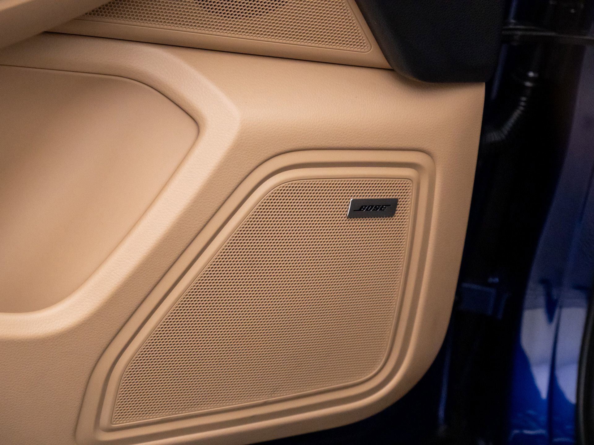 Certified 2025 Porsche Macan image 15