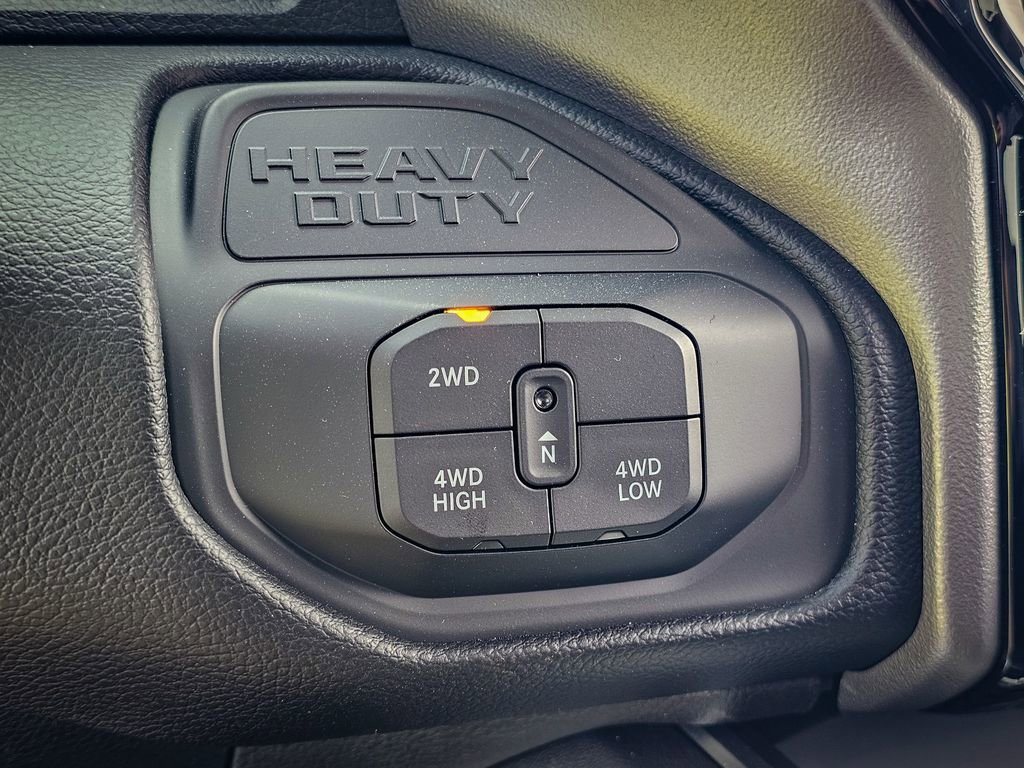 New 2026 RAM 2500 Big Horn AWD/4WD image 21