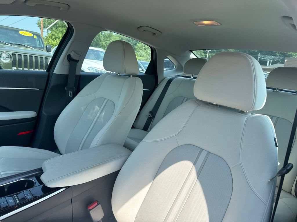 Used 2022 Hyundai Sonata SEL FWD image 14