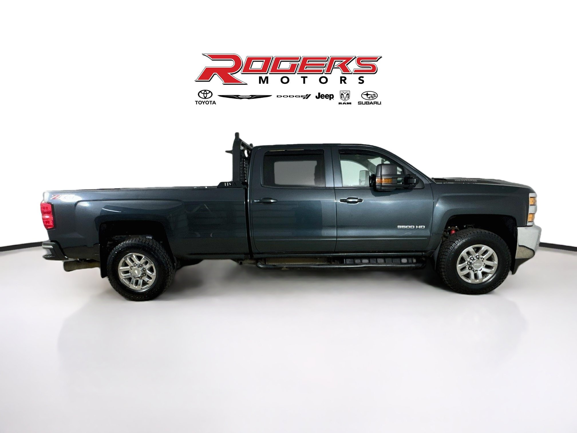 Used 2019 Chevrolet Silverado 3500 LT w/ LT Convenience Package AWD/4WD image 9