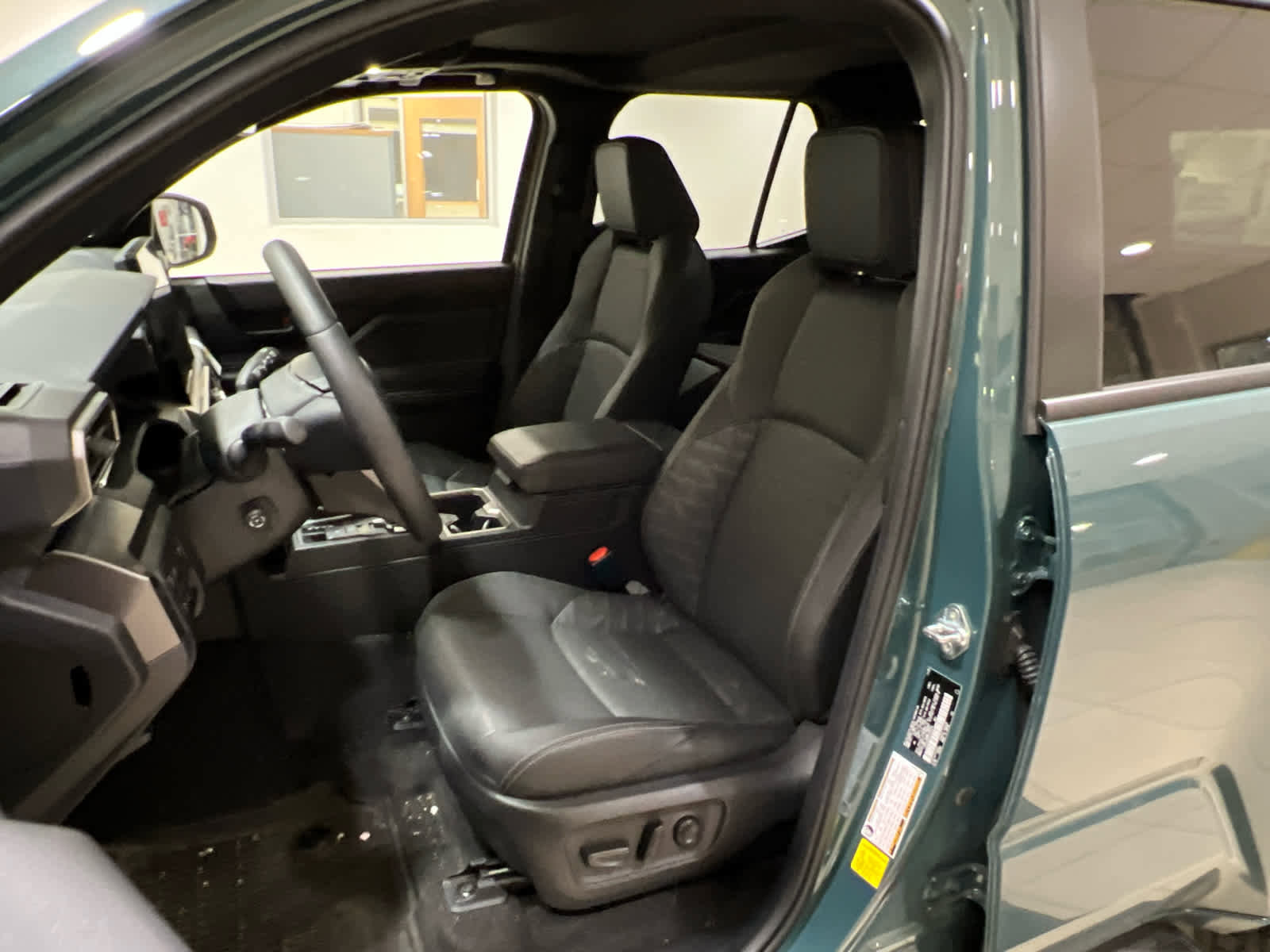 Used 2026 Toyota 4Runner TRD Off-Road Premium AWD/4WD image 13