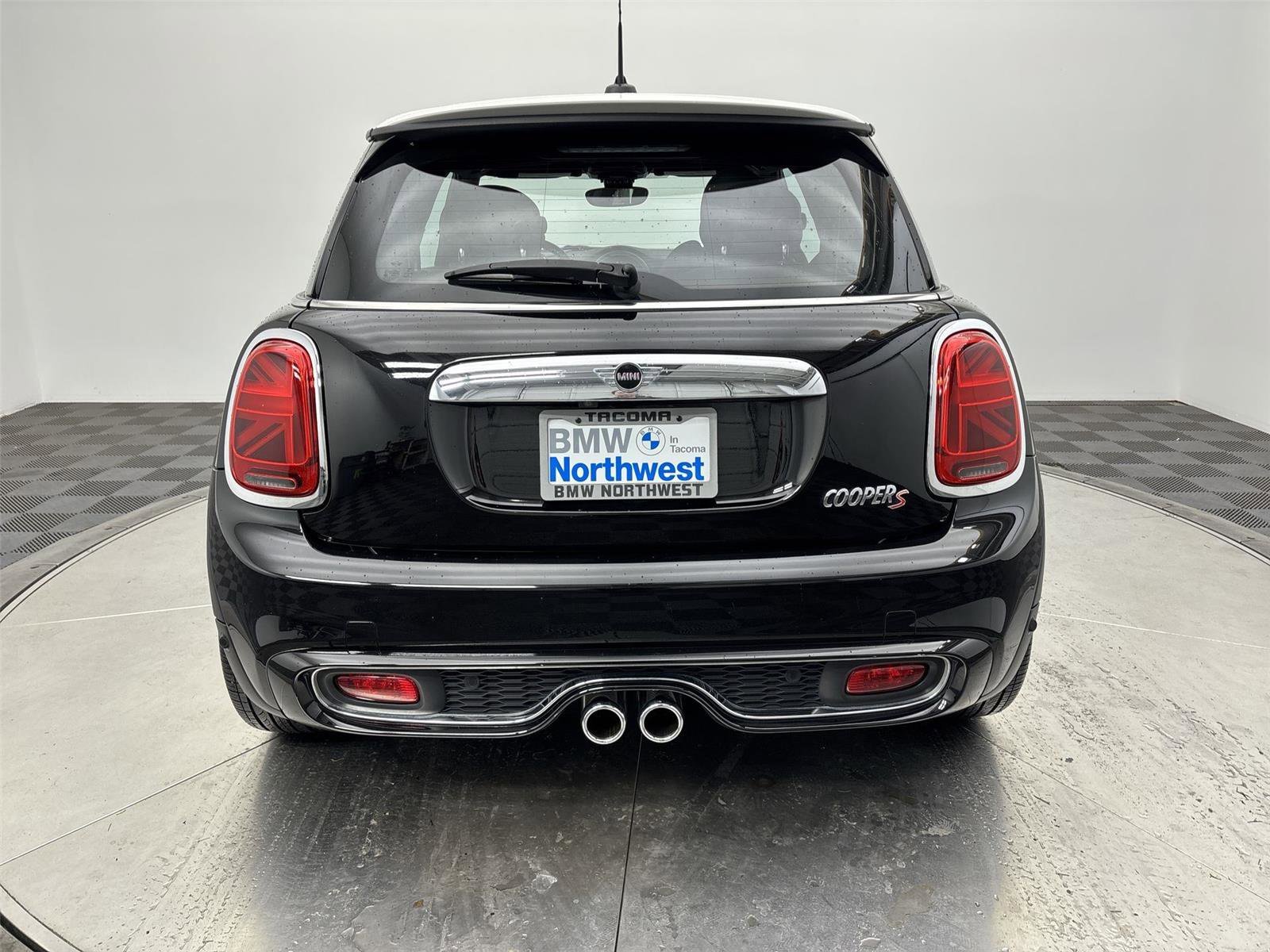 Used 2019 MINI Cooper S w/ Driver Assistance Package image 15
