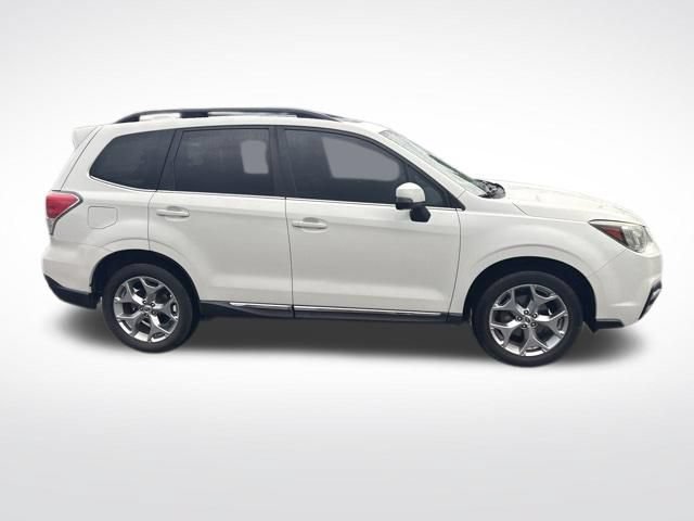 Used 2017 Subaru Forester 2.5i Touring AWD/4WD image 4
