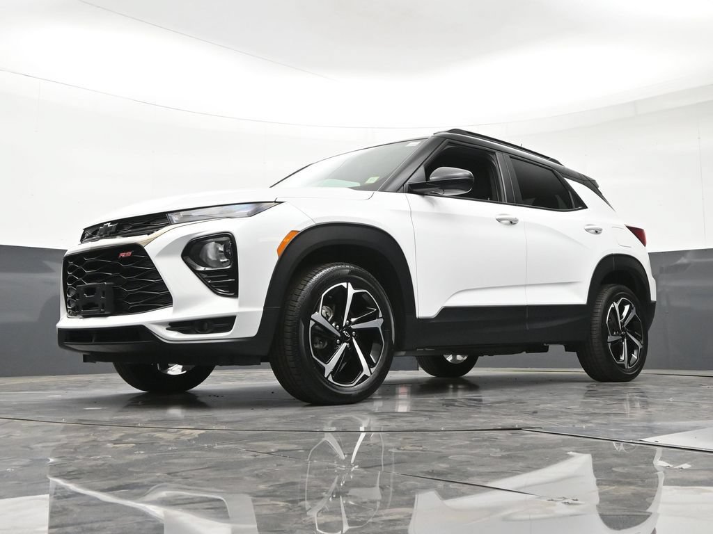Certified 2023 Chevrolet TrailBlazer RS w/ Convenience Package AWD/4WD image 24