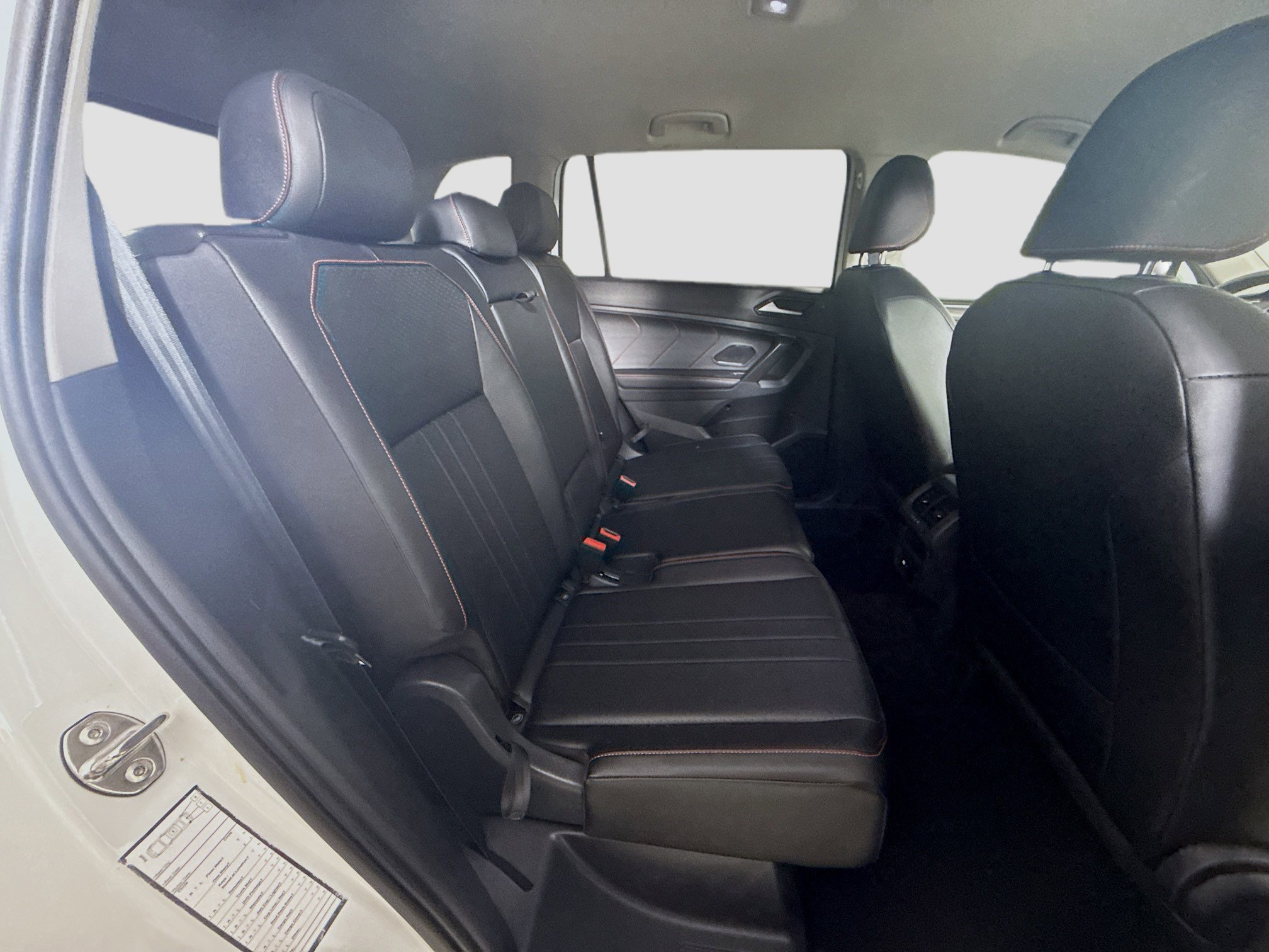 Used 2024 Volkswagen Tiguan Wolfsburg Edition image 27