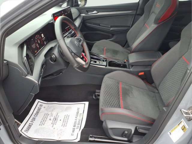 Certified 2025 Volkswagen GTI SE FWD image 15