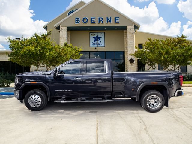 Used 2025 GMC Sierra 3500 SLT w/ Texas SLT Premium Package AWD/4WD image 2