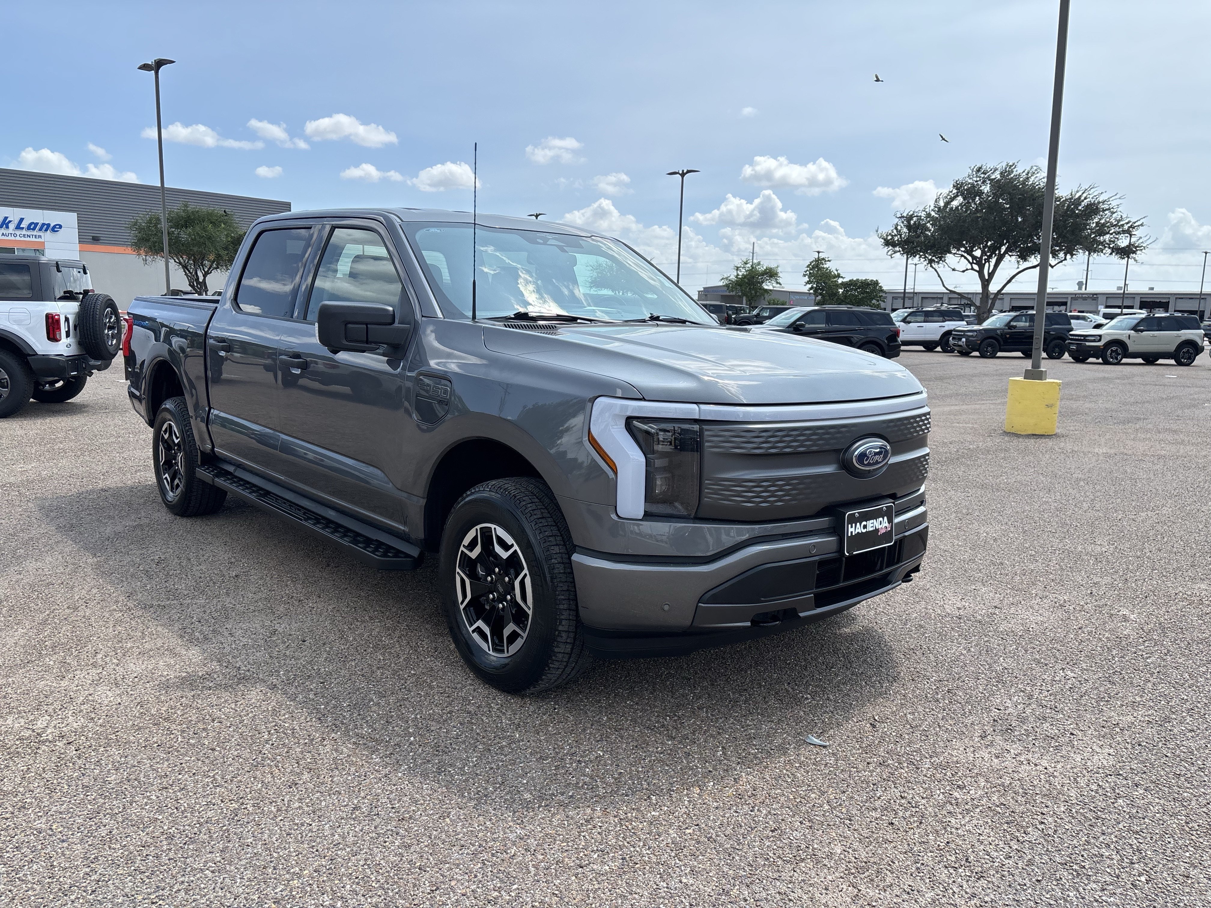 Certified 2023 Ford F150 Lightning XLT AWD/4WD image 5