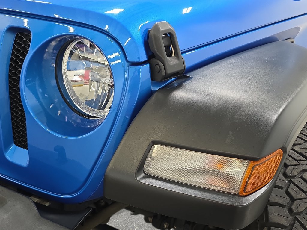 Used 2021 Jeep Wrangler Sport AWD/4WD image 26