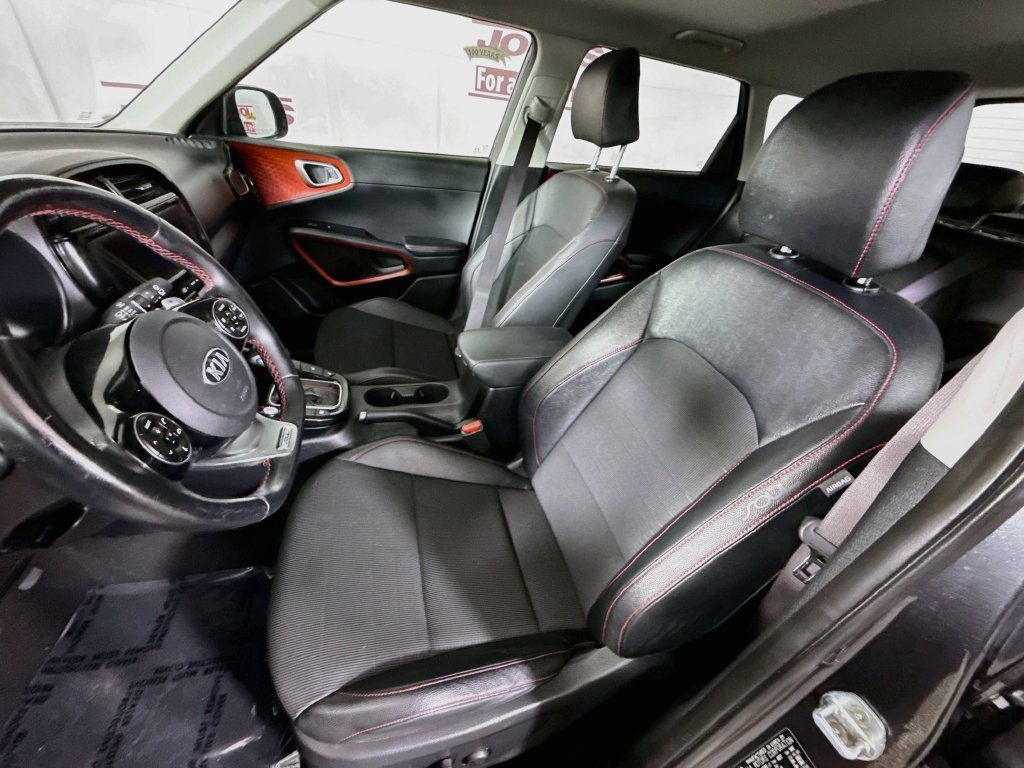 Used 2021 Kia Soul Turbo FWD image 27