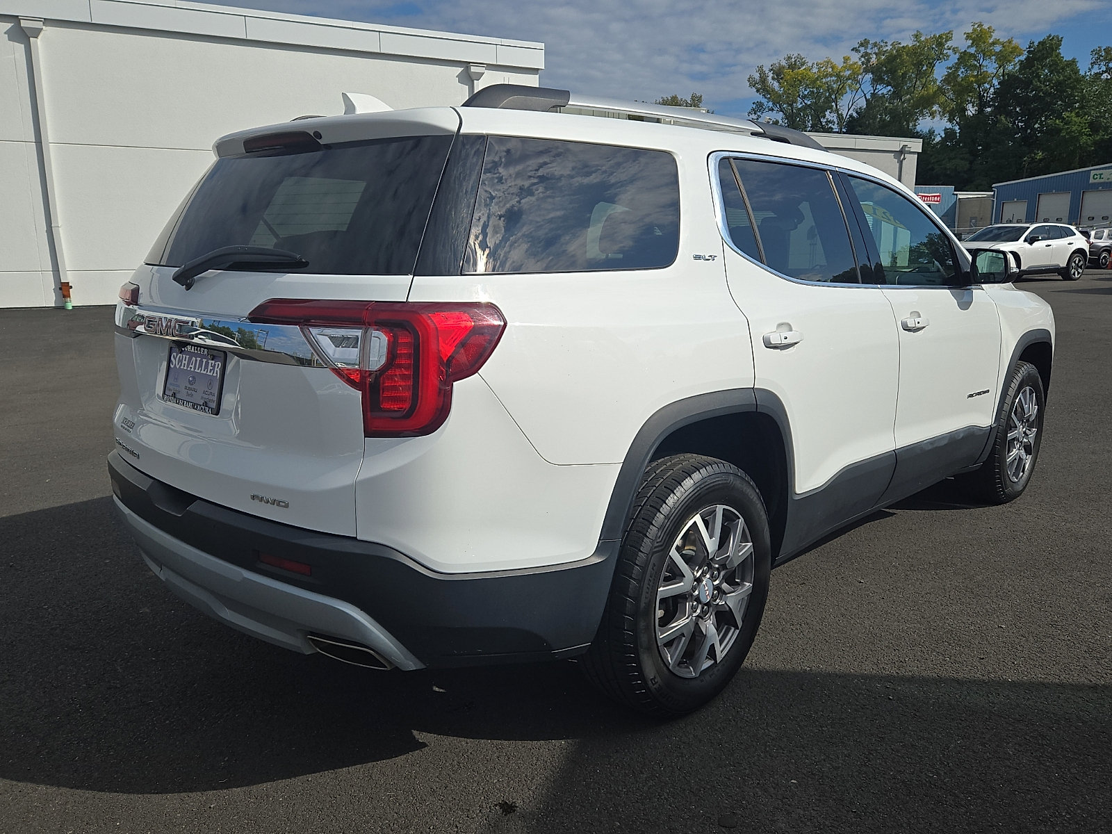 Used 2021 GMC Acadia SLT AWD/4WD image 6