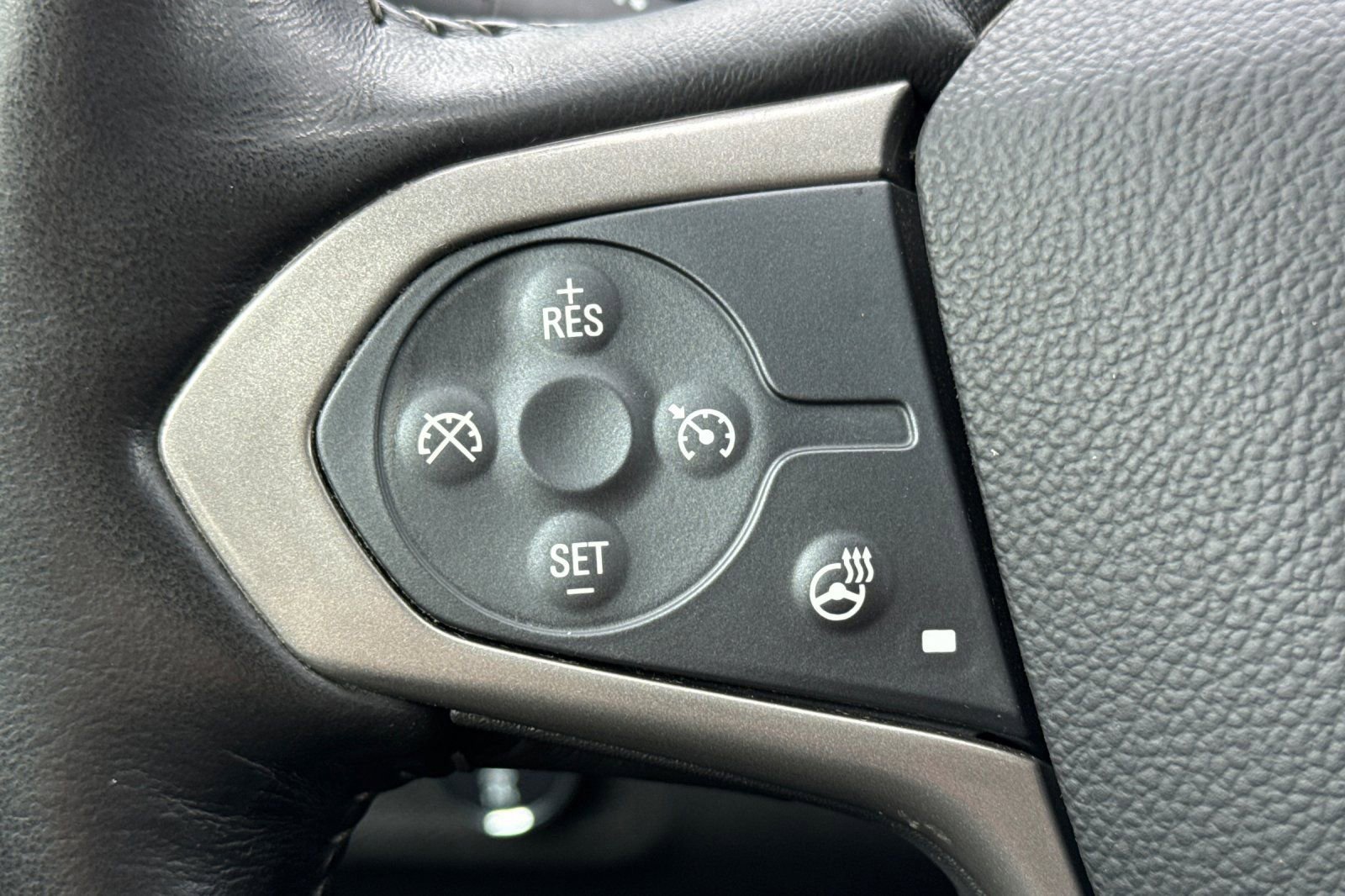 Used 2019 Chevrolet Colorado Z71 image 25