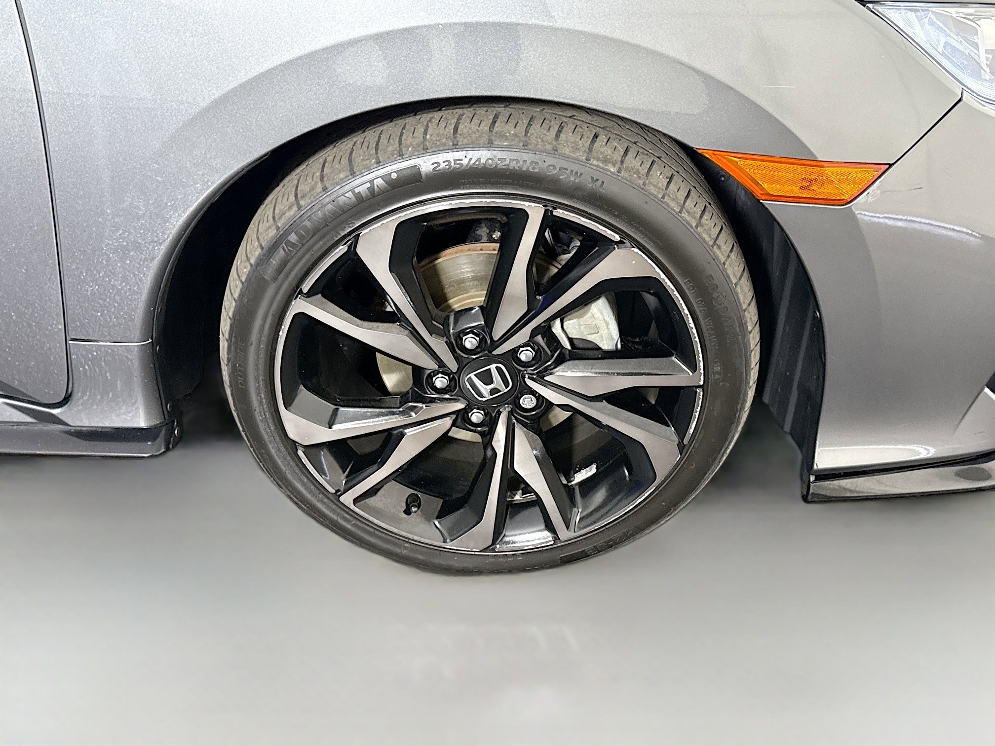 Used 2018 Honda Civic Sport image 31