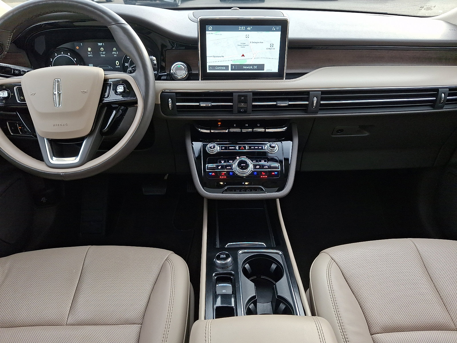 Used 2020 Lincoln Corsair Reserve w/ Equipment Group 201A image 15