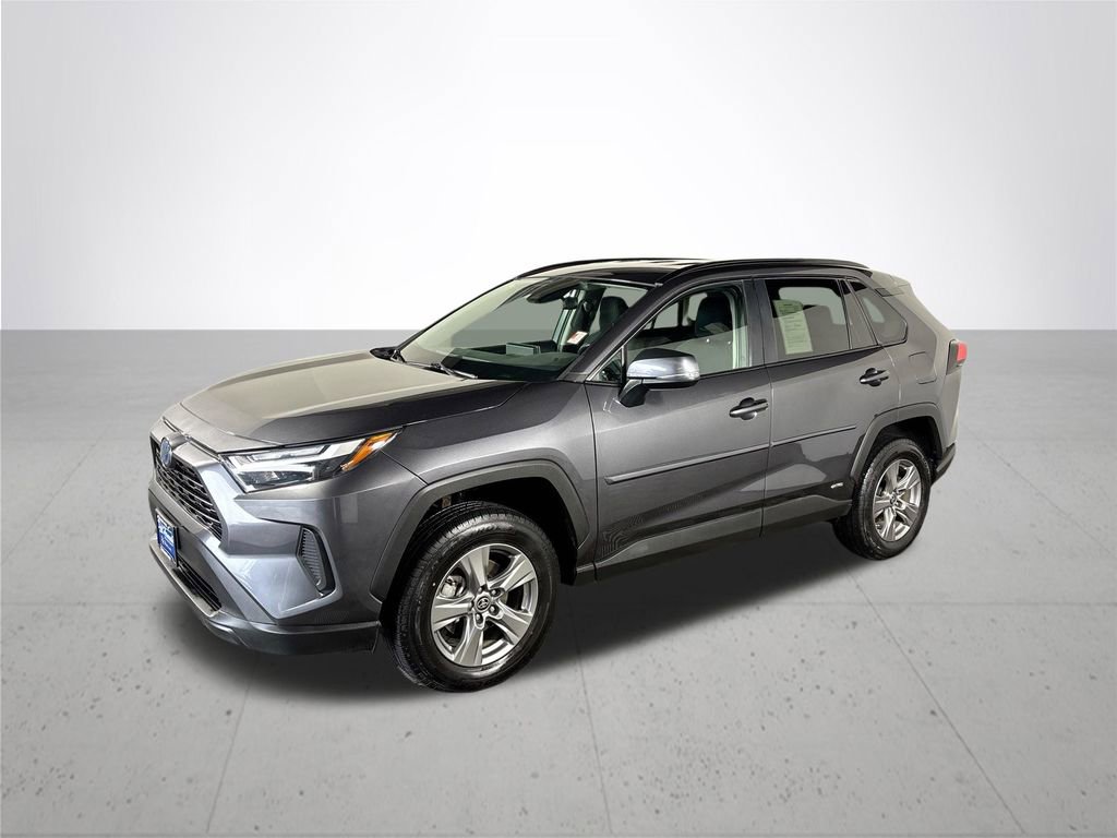 Used 2024 Toyota RAV4 LE AWD/4WD image 2