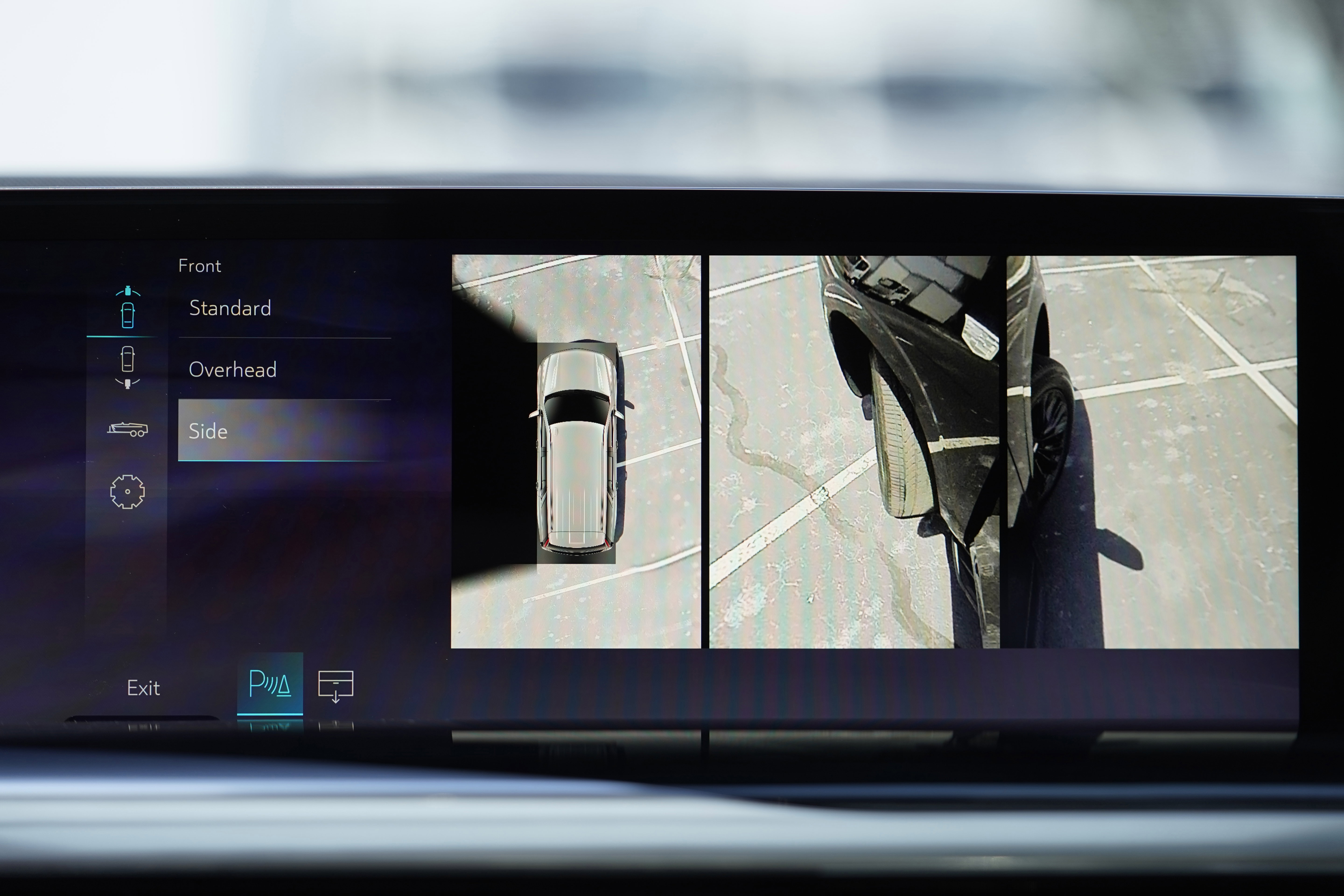 Used 2025 Cadillac Escalade Sport w/ LPO, ONYX Package AWD/4WD image 34