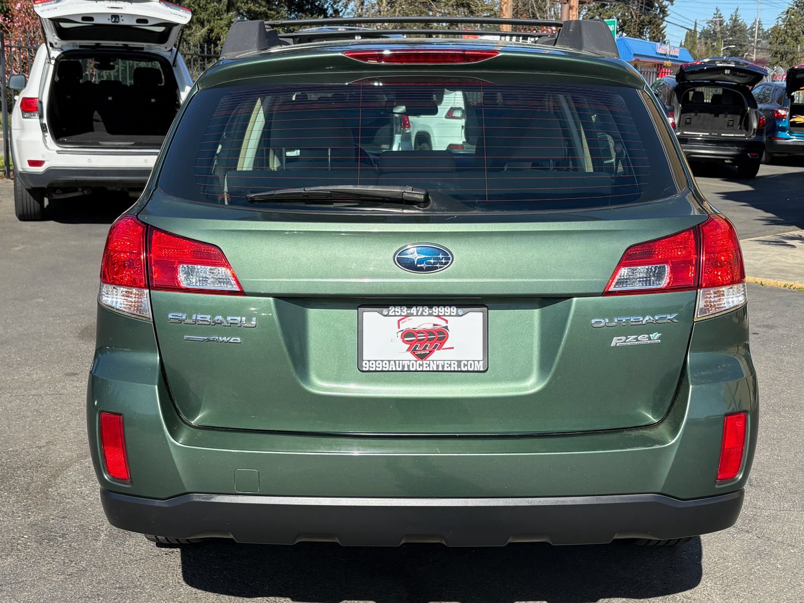 Used 2014 Subaru Outback 2.5i AWD/4WD image 9