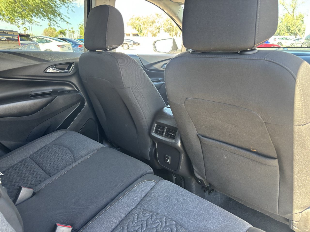 Used 2022 Chevrolet Equinox LT FWD image 10