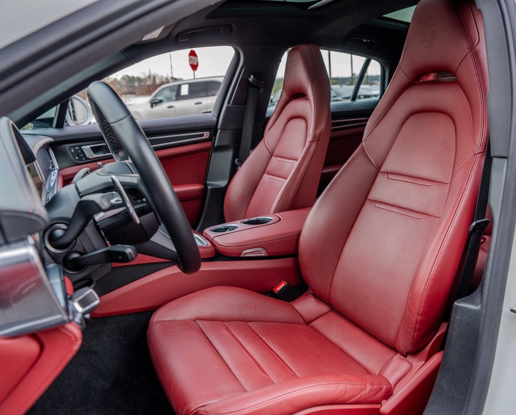 Used 2023 Porsche Panamera Platinum Edition image 18