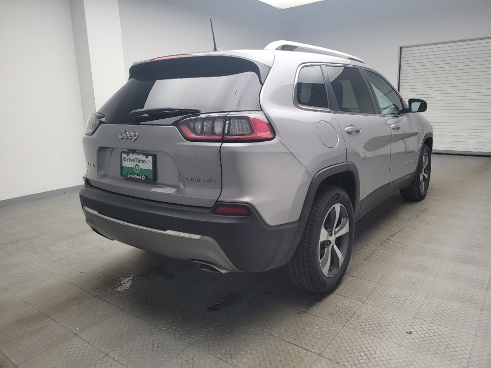 Used 2019 Jeep Cherokee Limited image 9
