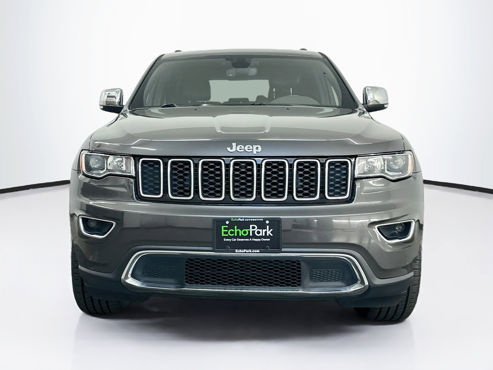 Used 2019 Jeep Grand Cherokee Limited AWD/4WD image 2