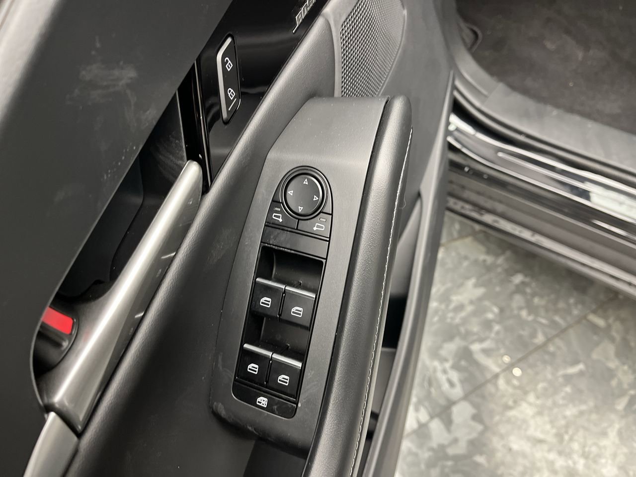 New 2026 MAZDA CX-30 AWD 2.5 S w/ Premium Package image 8