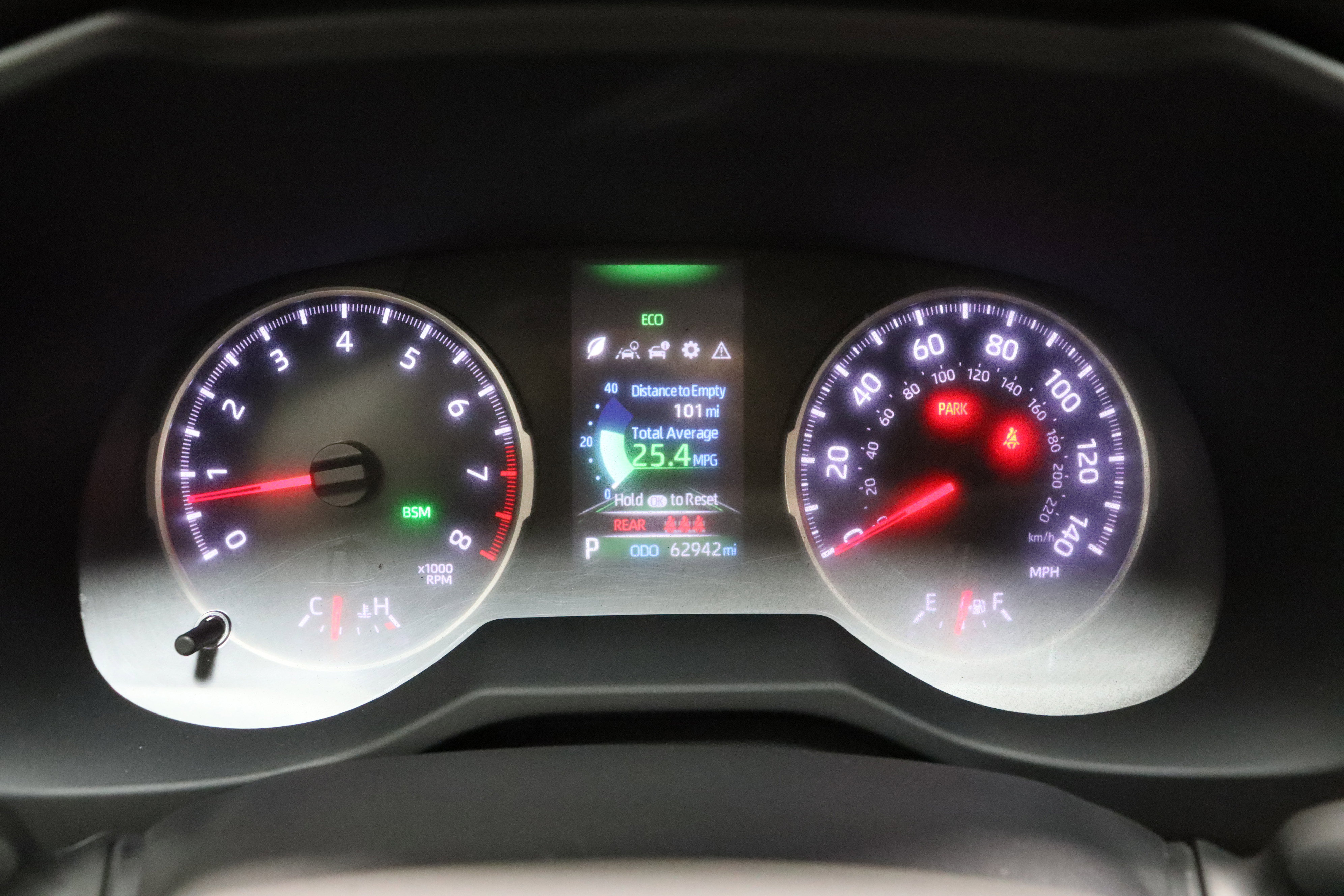 Used 2021 Toyota RAV4 XLE w/ Carpet Mat Package (TMS) image 39