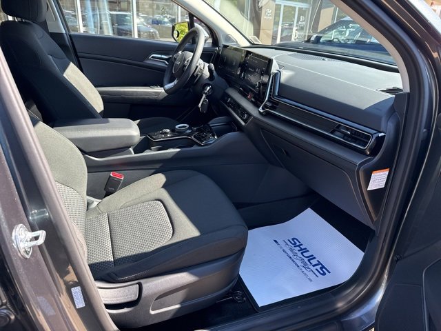 Used 2024 Kia Sportage LX image 22