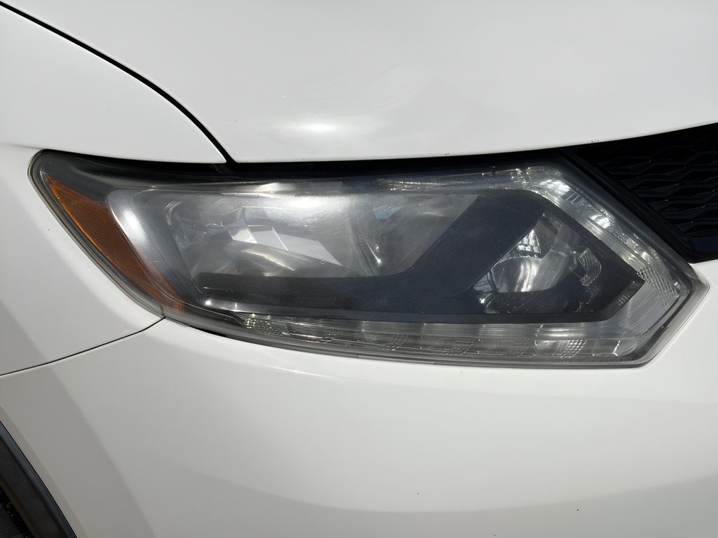 Used 2016 Nissan Rogue S FWD image 15