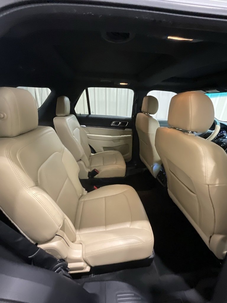 Used 2017 Ford Explorer Limited w/ Equipment Group 301A image 12