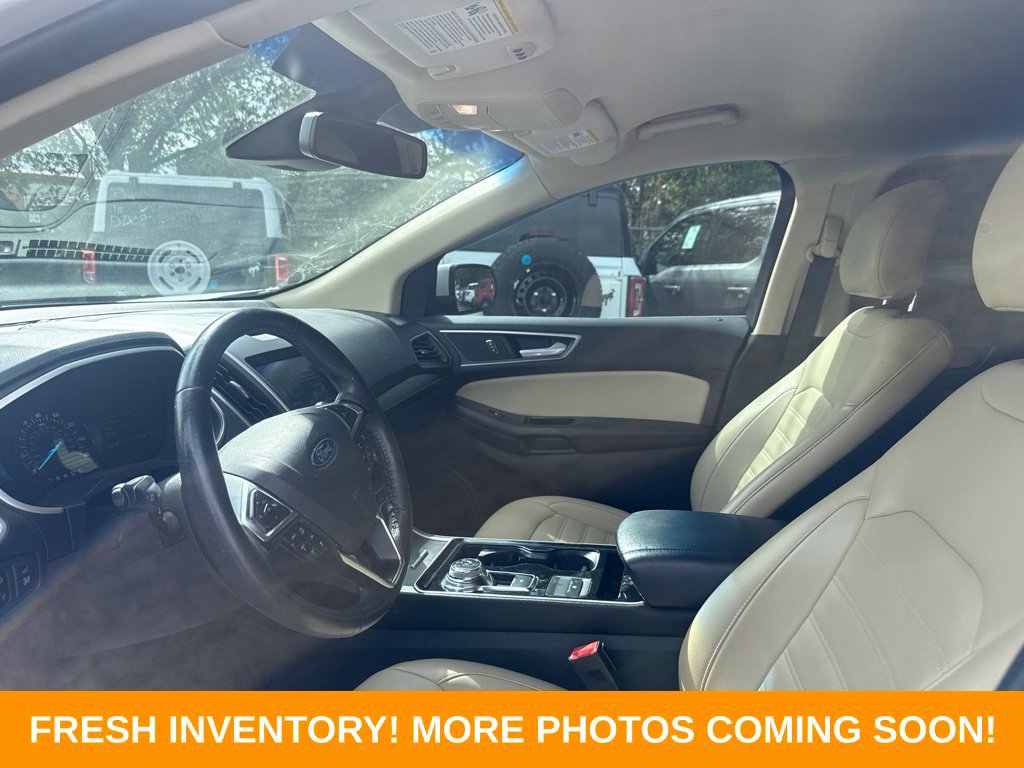 Used 2019 Ford Edge SEL w/ Equipment Group 201A FWD image 8