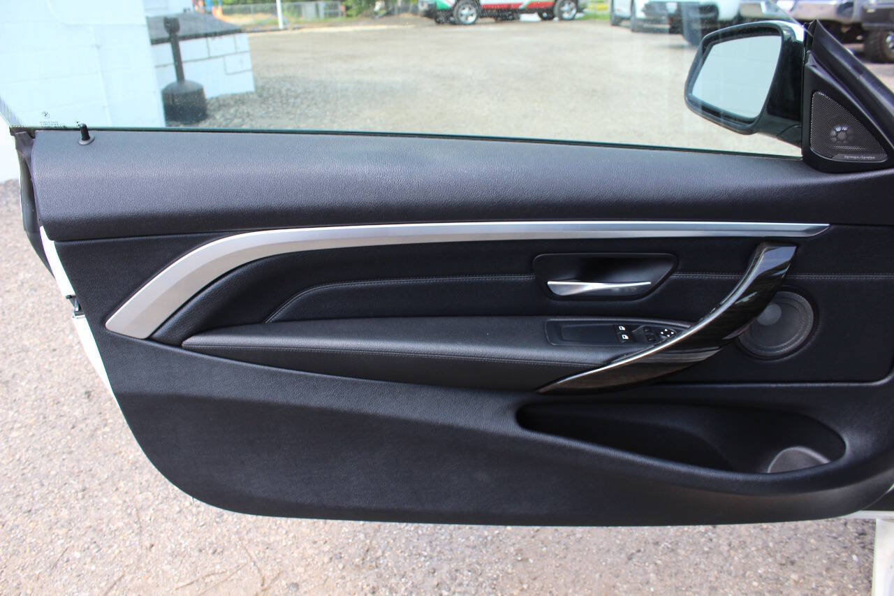 Used 2015 BMW 428i xDrive Coupe AWD/4WD image 18