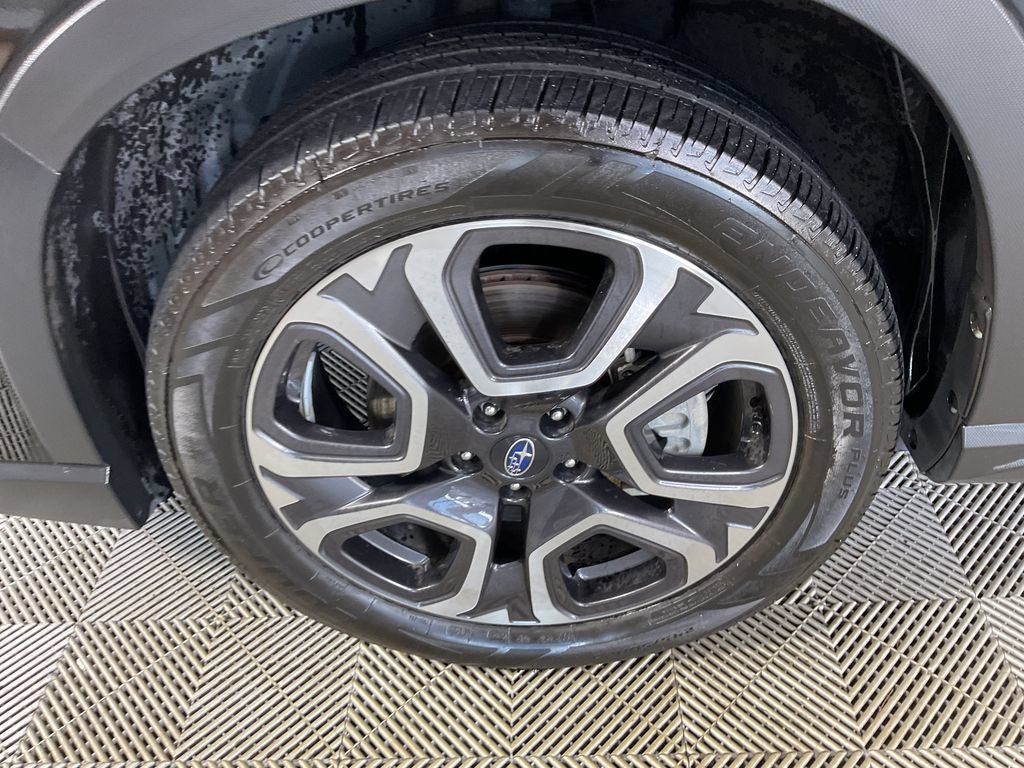 Used 2023 Subaru Ascent Touring AWD/4WD image 5