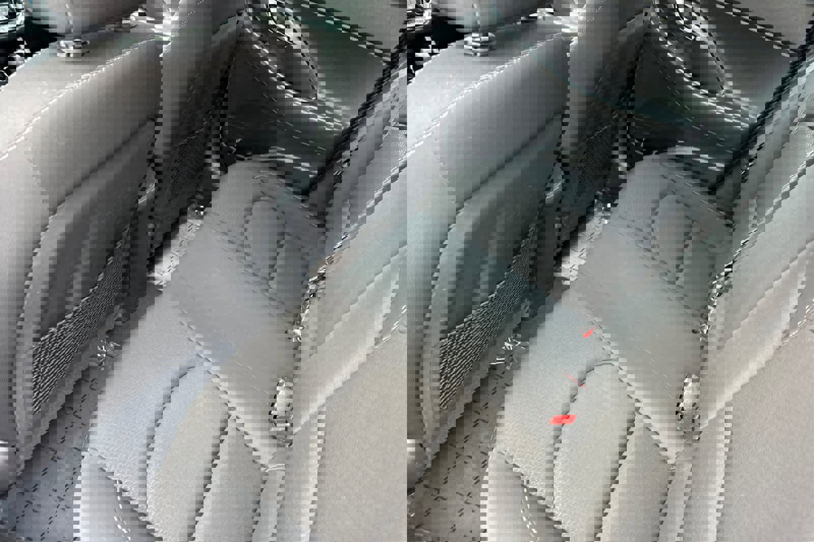 Used 2018 Hyundai Elantra GT image 4